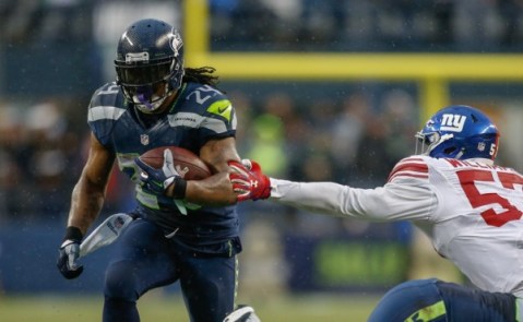 Marshawn Lynch had a huge week against the Giants, rushing for four touchdowns (Via Getty)