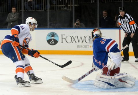 The Isles and Rangers will duke it out tonight at 7pm (Via AP)